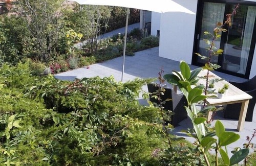 Wangerooge Apartment | WellenSpiel - unique atmosphere with rose garden