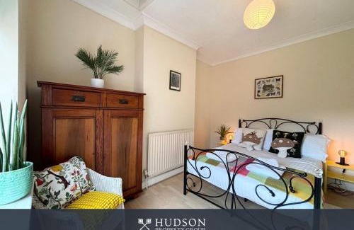 Wellington House | Wellington Home with Garden
