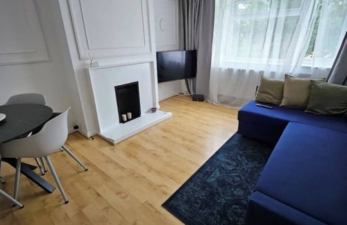 Sudbury Apartment | Wembley Cosy 2Bed Maisonette