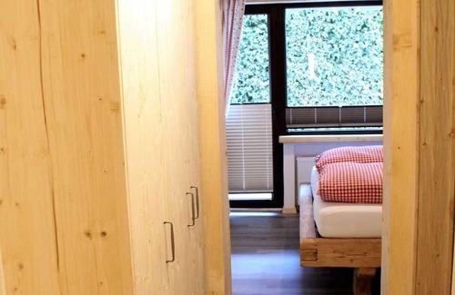 Schwalefeld Apartment | Wendelstein - Landhaus Alpina