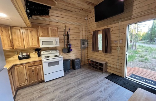 Tok Cabin | Werlein Rentals Cabin #6