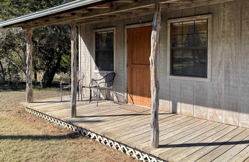 Bandera House | West 1077 Guest Ranch - Hackberry Room 8