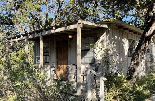 Bandera House | West 1077 Guest Ranch - Juniper Cabin 13