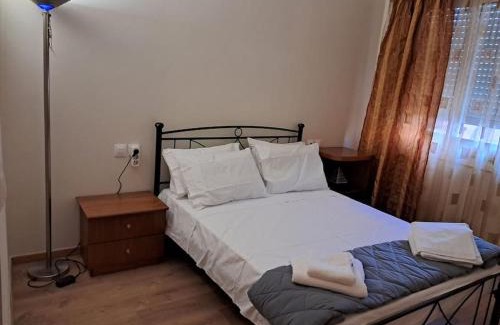 Aigaleo Apartment | West Athens Welcome Δυτικά της Αθήνας