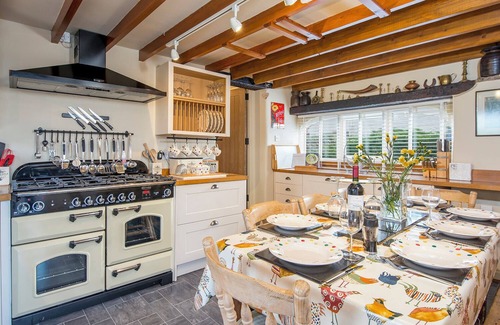St Brides Cottage | West Barn, Holiday Cottage Lochvane, nr Solva, Sleeps 8, 4 bedrooms, bathrooms