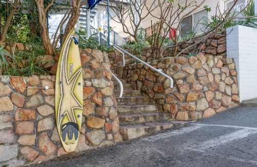 Scarborough Apartment | West Beach Breeze w/pool & 3min to Ocean