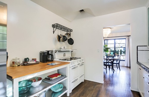 West Beach House | West Beach Villas 3 & 4 - Two villa rental (entire property) - 2 blocks to beach and State St.