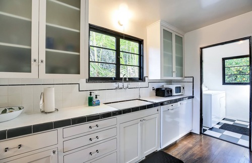 West Beach House | West Beach Villas 3 & 4 - Two villa rental (entire property) - 2 blocks to beach and State St.