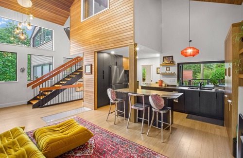 Port Moody House | West coast contemporary modern home with port views