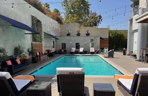 Los Angeles Hotel | West Coast King Room at Hotel Angeleno! | Pool, Gym, Near Santa Monica Beaches!