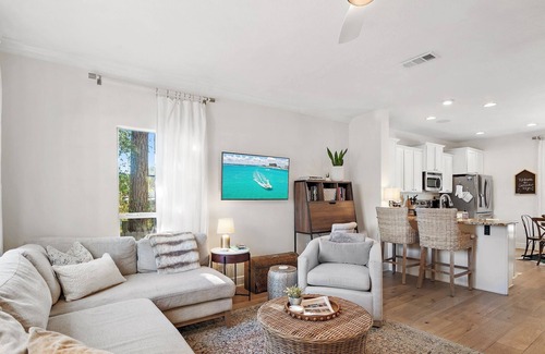 Santa Rosa Beach Cottage | West End 30A Cottage- Near Gulf Place & Beaches/Dog Friendly/Golf Cart Rental