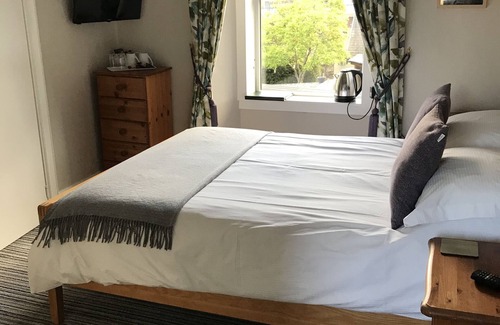 Elgin House | West End Guest House