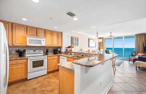 West Panama City Beach Resort | *West End PCB! Sept 30 - Oct 4th Open!