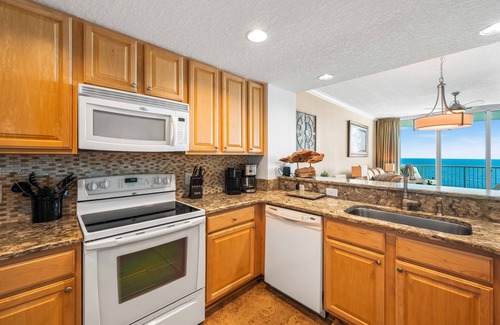 West Panama City Beach Resort | *West End PCB! Sept 30 - Oct 4th Open!