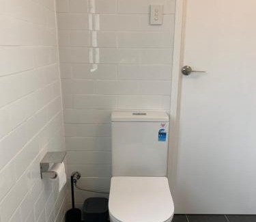 West End Apartment | West End Studio 2