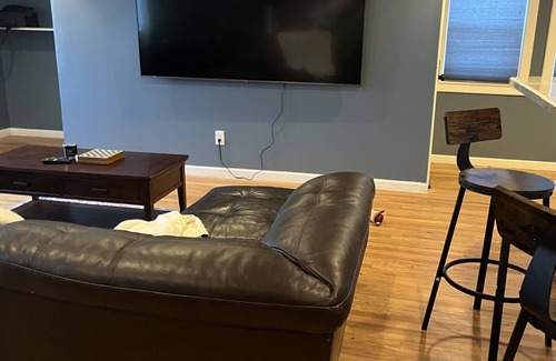 West Hartford Apartment | West Hartford Center Apartment