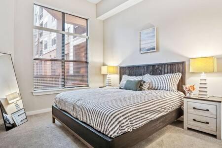 Old Fourth Ward Apartment | West Inman Loft 1