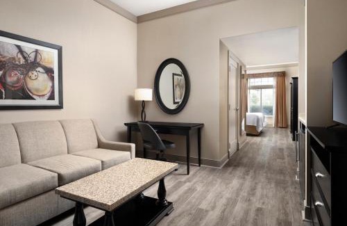 Carlsbad Hotel | West Inn & Suites