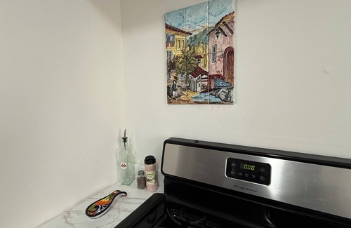 McManus Apartment | West Los Angeles - Spanish Gem