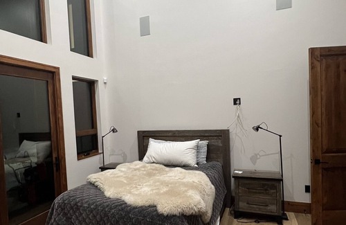 McCall House | West Mountain Retreat