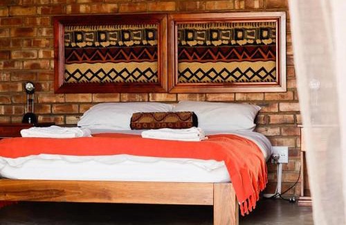 Witvlei Cabin | West Nest Lodge