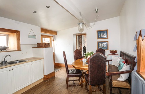 Llaneilian Cottage | West Point Lynas Lighthouse Keeper's Cottage