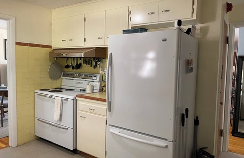 Fairmount Park House | West Seattle Walkers Paradise 2br Private Home w/Off-Street Parking