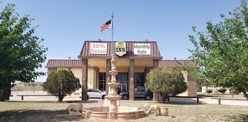 Midland Hotel | West Texas Inn & Suites with Kitchenette