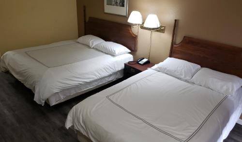 Midland Hotel | West Texas Inn & Suites with Kitchenette