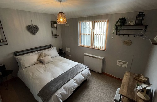 Brecon House | Westend Holiday Let 3