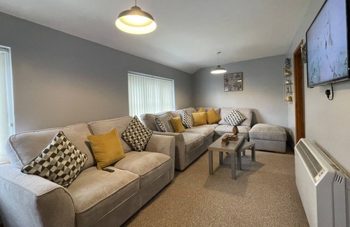 Brecon House | Westend Holiday Let 3