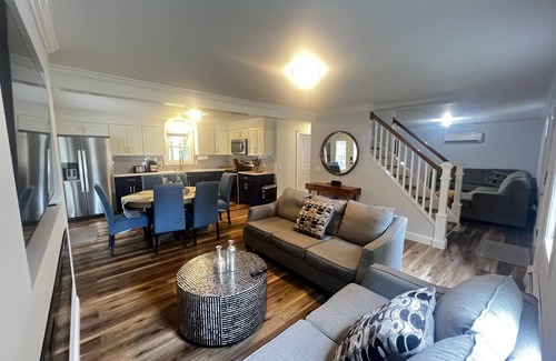 Wood River Junction House | Westerly Retreat