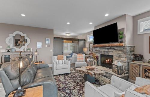 Lenoir House | Western Ridge Lookout At Blue Ridge Mountain Club