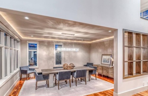 Calgary House | Western View in Elbow Valley... Make it Your Hot Tub Time Machine! :)
