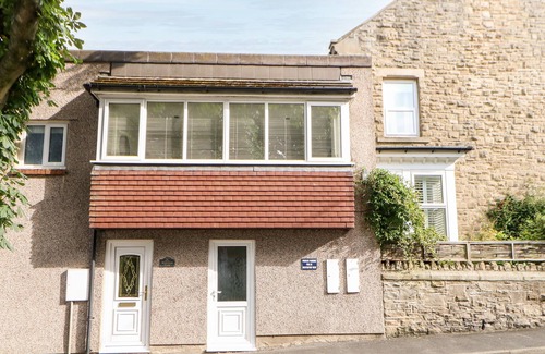 Coundon House | WESTERTON VIEW, pet friendly, with a garden in Coundon