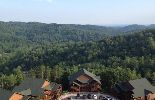 Gatlinburg Villa | Westgate 1Br Elite Villa available December 5 - December 9, 2025.
