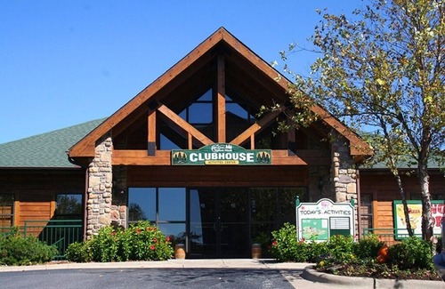 Branson Condo | Westgate Branson Woods for Veterans Day week in this great 2BR Condo