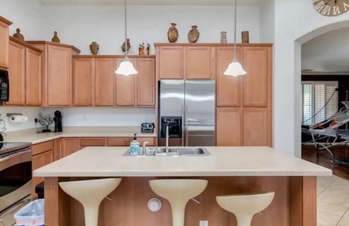 Rovey Farm Estates House | WESTGATE/DIMOND CASINO/GREAT LOCATION