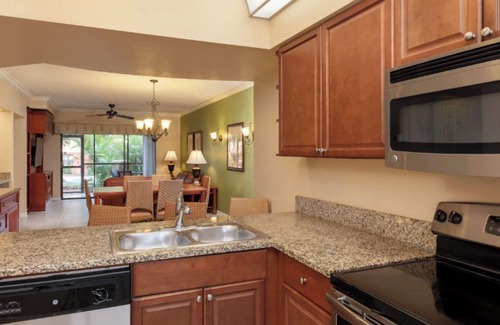 Florida Central Atlantic Coast Resort | Westgate Lakes Resort and Spa 2 Bedroom Villa-Close Proximity to ALL Theme Parks