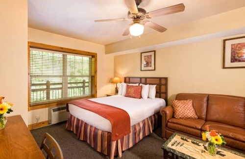Gatlinburg Resort | Westgate Smoky Mountains Resort June 28- July 5, 2025nJuly 4th in the Smokies