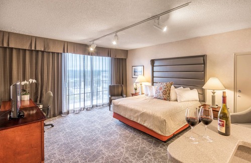 Downtown Anchorage Hotel | Westmark Anchorage Hotel