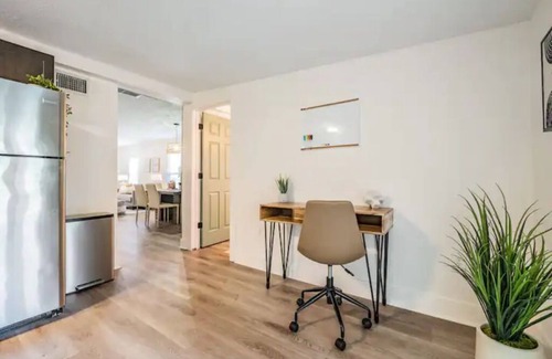 Carver City - Lincoln Gardens House | Westshore District 3/2 Private Home!