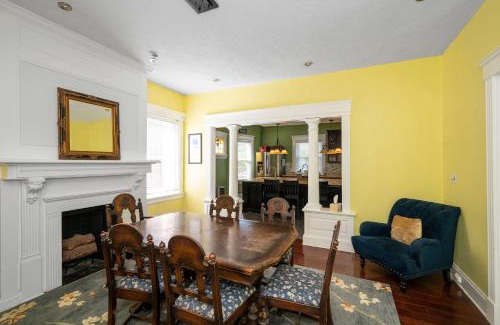 Westwood House | Westside Wanderlust with Hot Tub