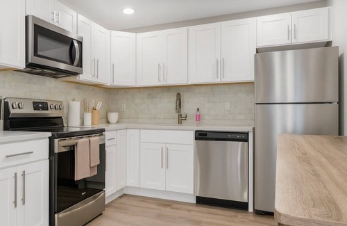 West New Haven Apartment | Westville Nest EastRock Escape 2BR NearYale Wifi