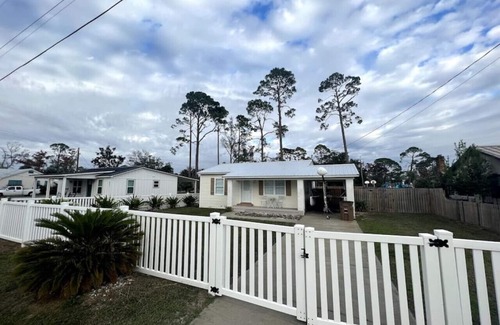Port St. Joe House | Westwind Inn, Pet Friendly