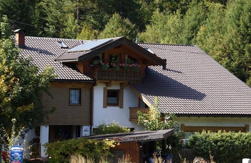 Wallgau Apartment | "Wetterstein" apartment/1 bedroom/shower, toilet - rock crystal, guest house