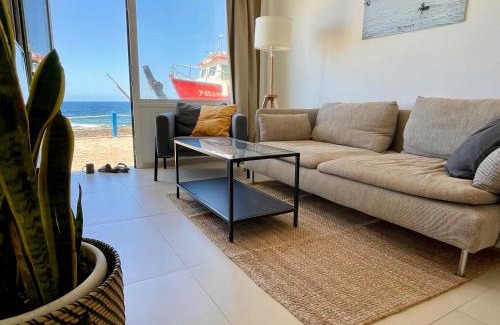 La Santa Apartment | Weybeach1 -shared terrace,ocean view,sea frontline