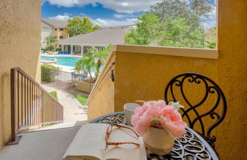 Clearwater Apartment | WFH Away from Home! FREE Wi-Fi and Parking, 4mi to Clearwater Beach