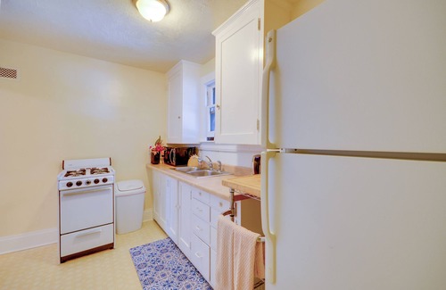 Central - Terry Apartment | WFH-Friendly Billings Apt ~ 1 Mi to Downtown!