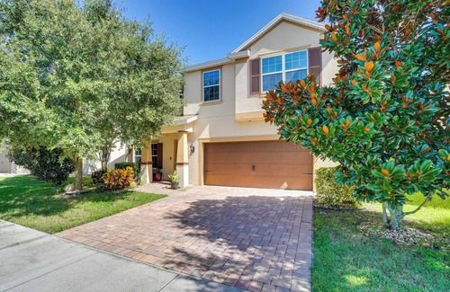 Orlando House | WFH, Relax & Enjoy At-Home Comforts in Orlando